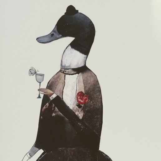 Projekt scenograficzny - kolorowy rysunek kaczki odświętnie ubranej trzymającej kieliszek